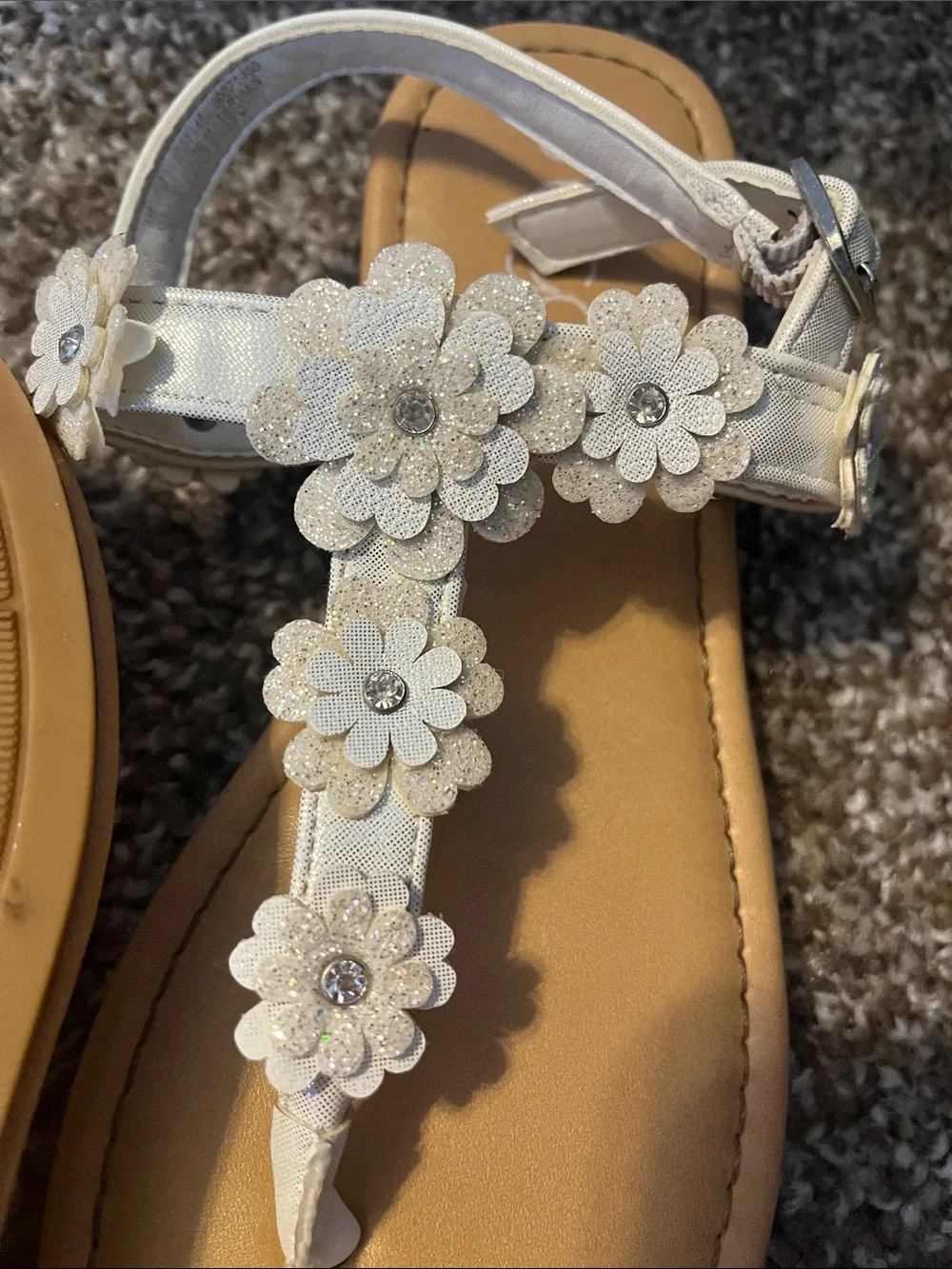 Girls sandals